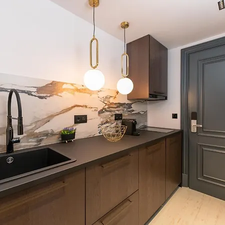 Kantoni Luxury Apartmán Corfu (city)