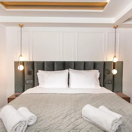 Kantoni Luxury Corfu (city)