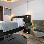 דירה Kantoni Luxury