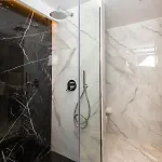 Kantoni Luxury *